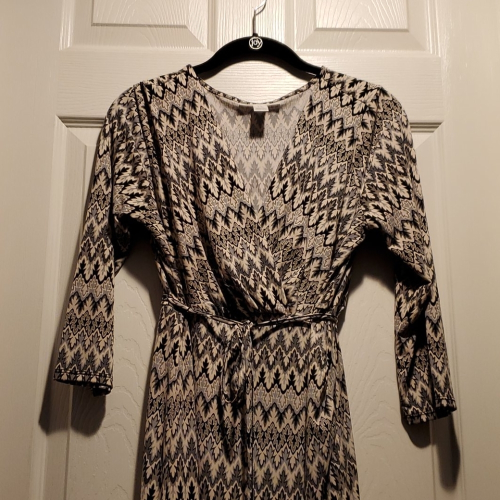 Motherhood Maternity Wrap Dress Black Grey Small